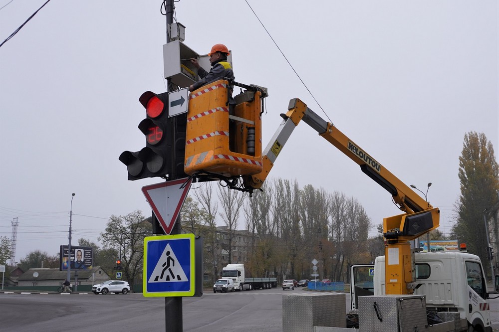 У Нікополі 28