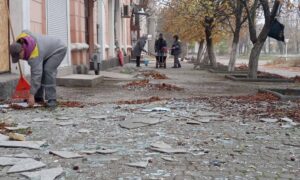 У Нікополі 8