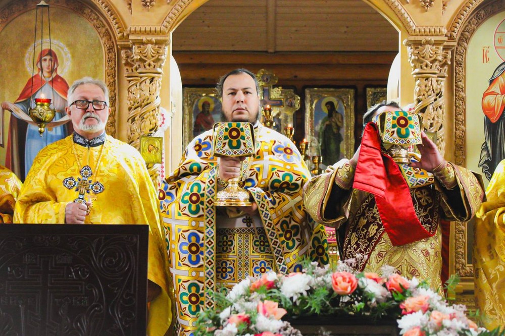 У Нікополі громада святого праведного Петра Калнишевського відзначила храмове свято (фото) 10 У Нікополі громада святого праведного Петра Калнишевського відзначила храмове свято (фото) 10