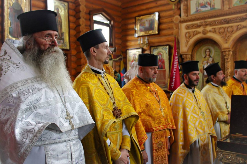 У Нікополі громада святого праведного Петра Калнишевського відзначила храмове свято (фото) 8 У Нікополі громада святого праведного Петра Калнишевського відзначила храмове свято (фото) 8