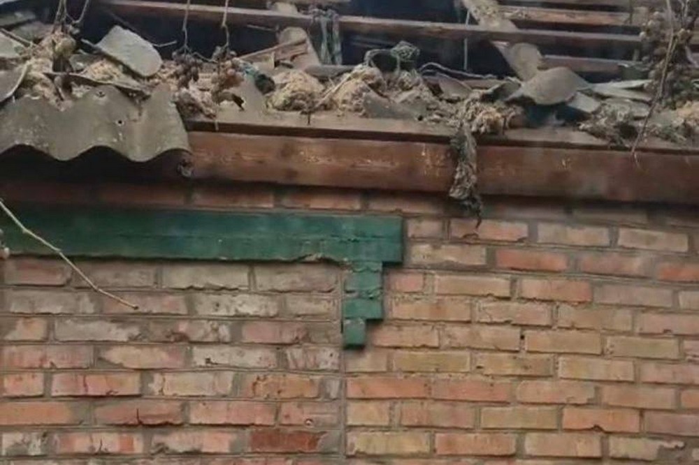 У Нікополі поранена 83 річна жінка і пошкоджені будинки, окупанти атакували КАБами Синельниківщину (фото) 3 У Нікополі поранена 83 річна жінка і пошкоджені будинки, окупанти атакували КАБами Синельниківщину (фото) 3