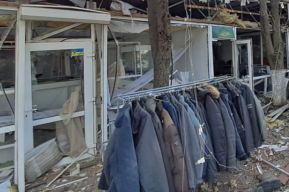 У Нікополі 4