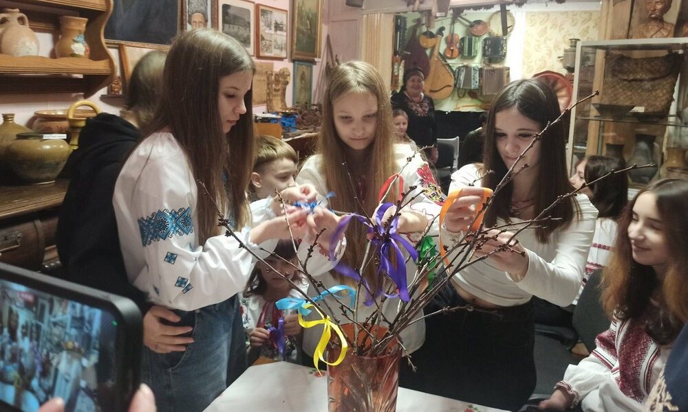 У Покрові відбулися 8