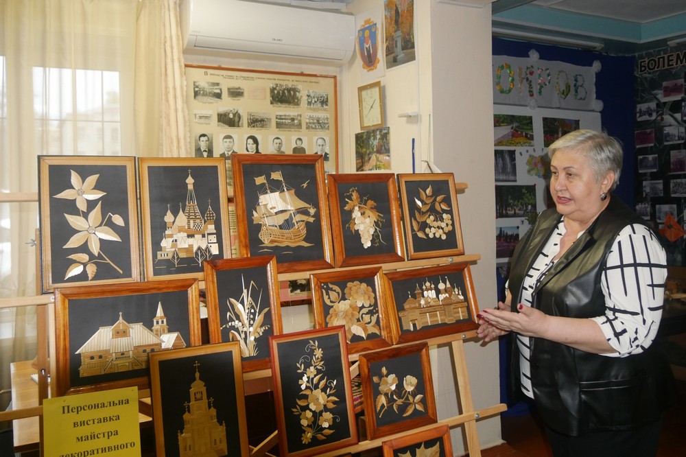 У музеї Покрова проходить виставка народних майстрів (фото) У музеї Покрова проходить виставка народних майстрів (фото)