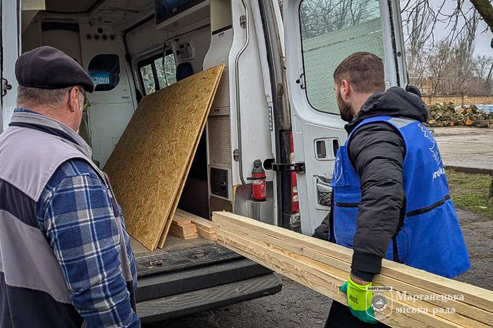 Жителі Марганця сьогодні 8