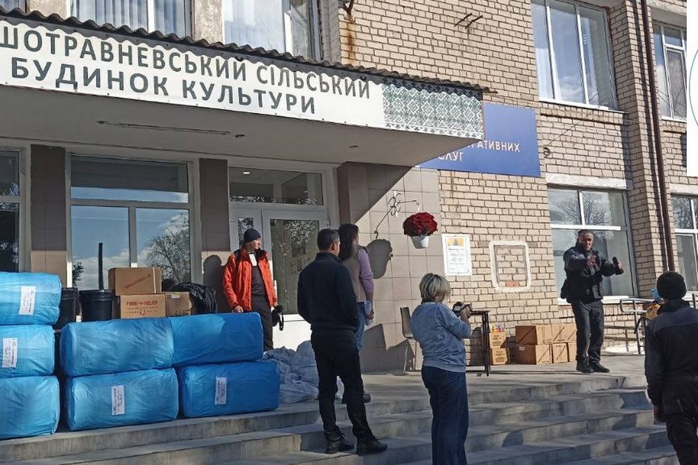 Жителям села на Нікопольщині видали гуманітарну допомогу (фото) 5