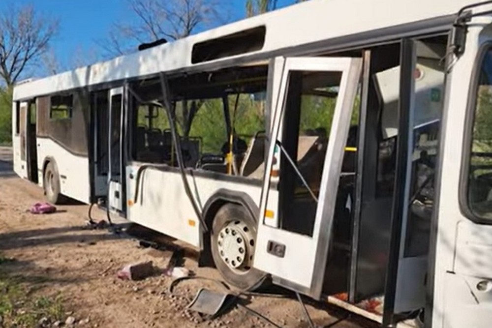 «Вчаться вбивати, полюючи на дітей і дорослих, а потім здають екзамени»: лікар з Нікопольщини розповів про роботу під цілодобовими обстрілами