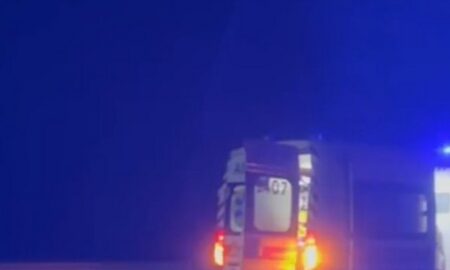 Чоловіка збила автівка, а потім переїхала вантажівка: серйозна ДТП на трасі Дніпро-Кривий Ріг – ЗМІ (відео)