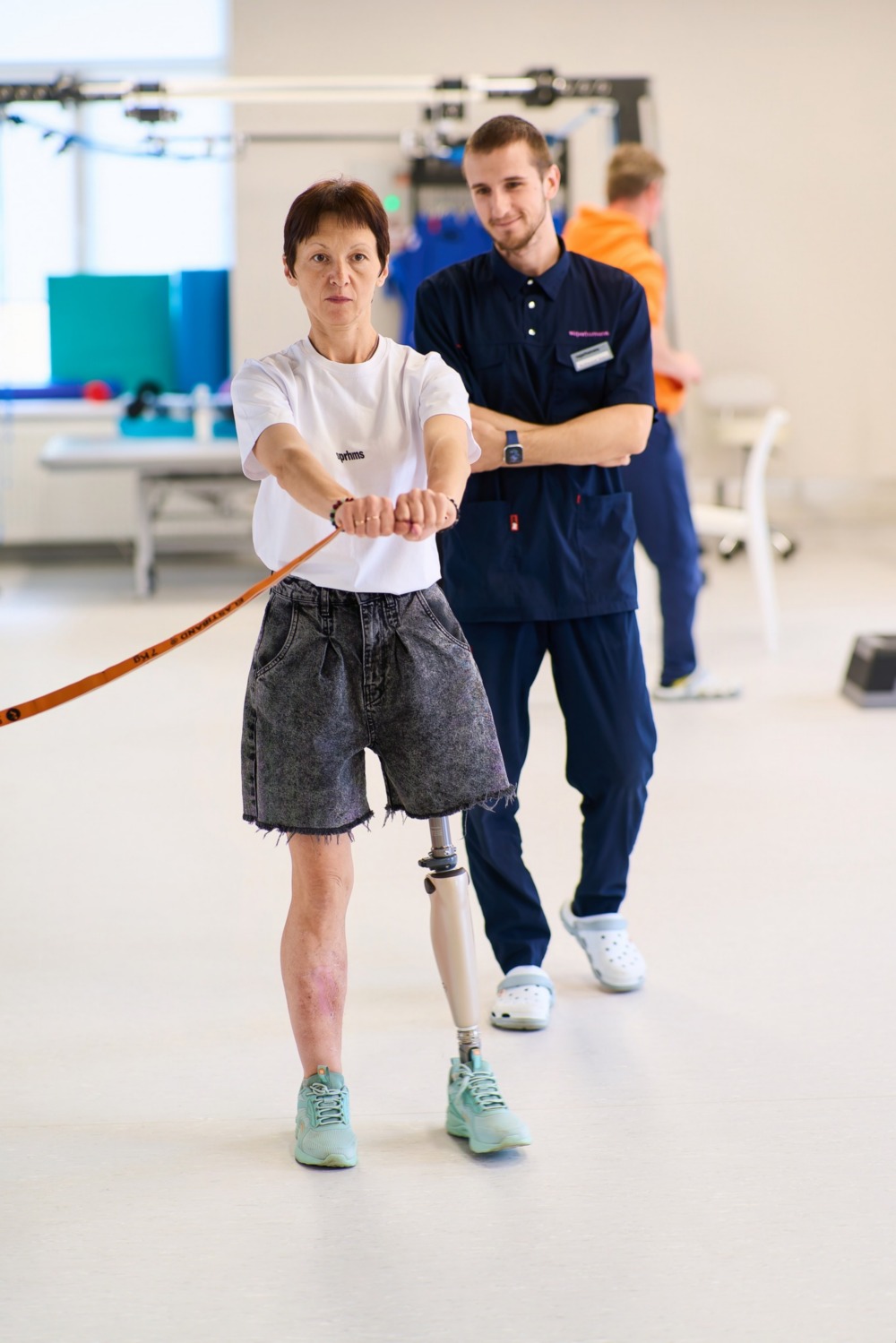 як поранена у Нікополі жінка проходить реабілітацію в центрі Superhumans (відео)