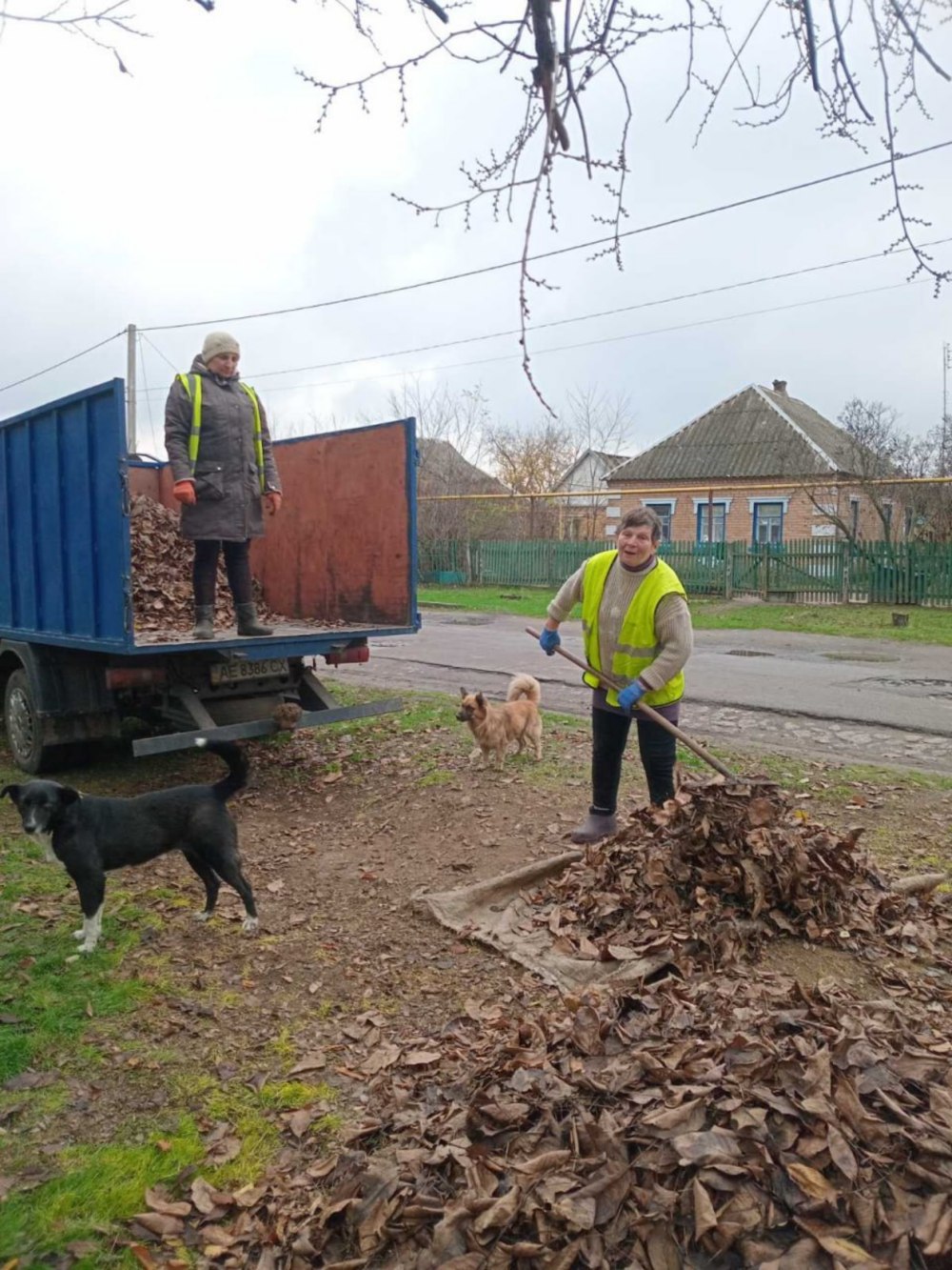 комунальники Марганця 4 комунальники Марганця 4