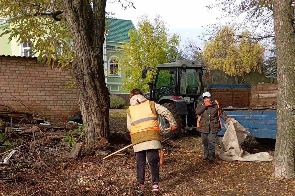 комунальники Марганця в кінці жовтня 6