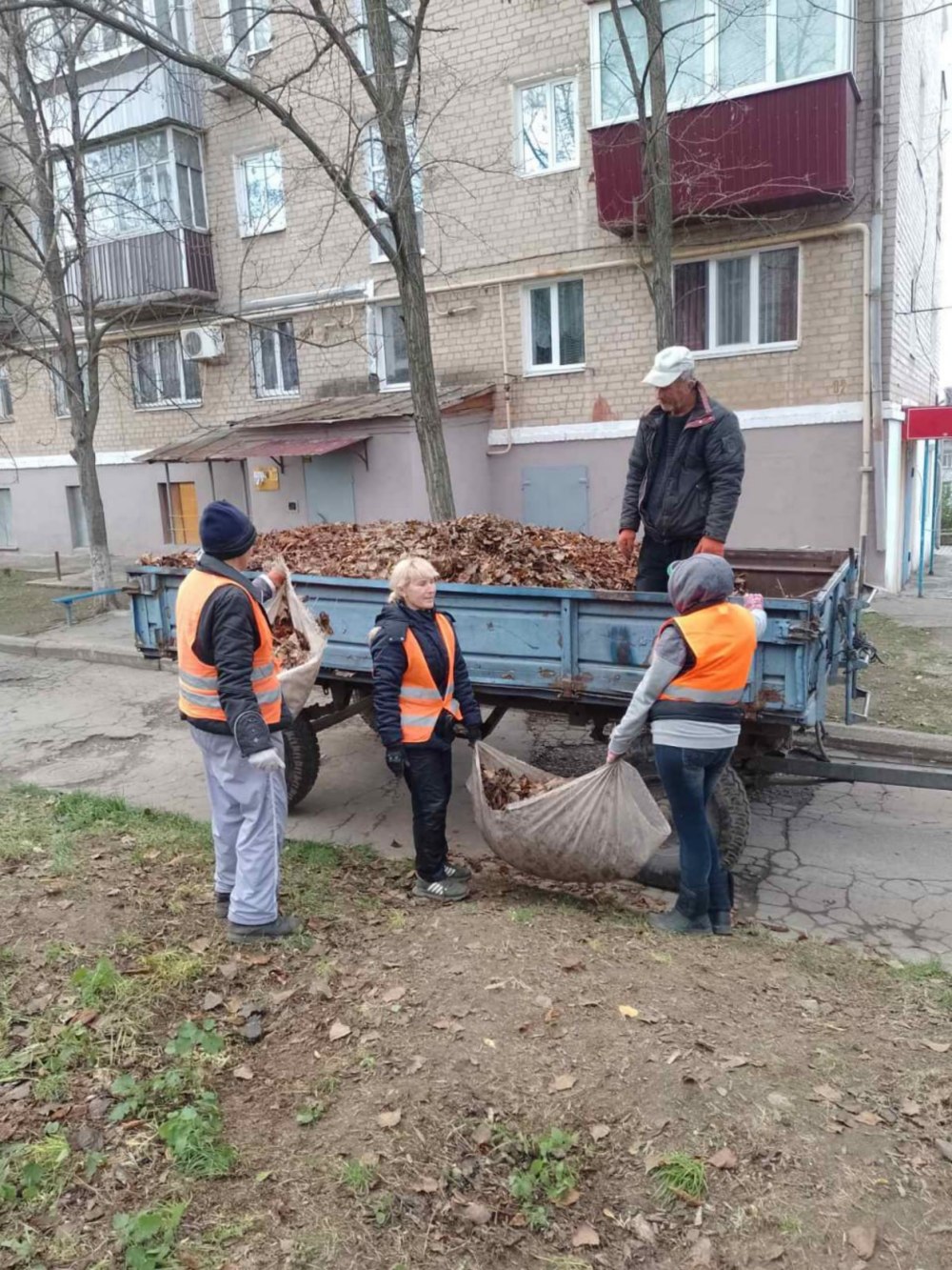 комунальники Марганця 5 комунальники Марганця 5