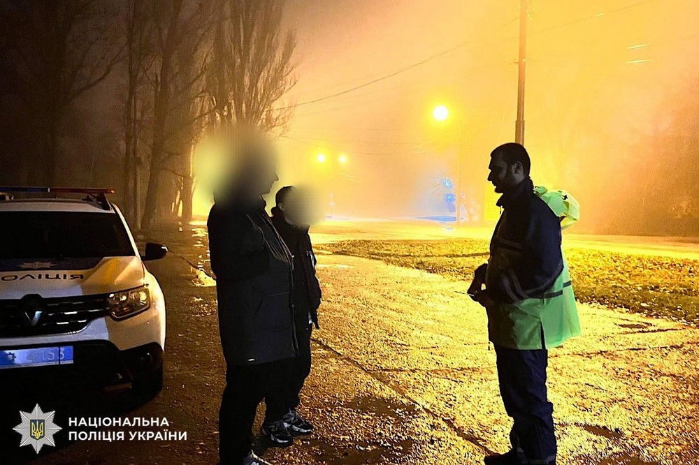 офіцер Покровської громади провів інформаційні заходи серед водіїв та пішоходів 3