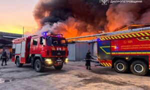 Наслідки атак у Нікополі та області: фото