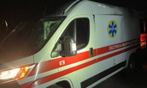 У Нікополі постраждали троє працівників «екстренки», є загибла і 8 поранених на Синельниківщині, під атакою була Павлоградщина – важка ніч на Дніпропетровщині 4 листопада (фото)