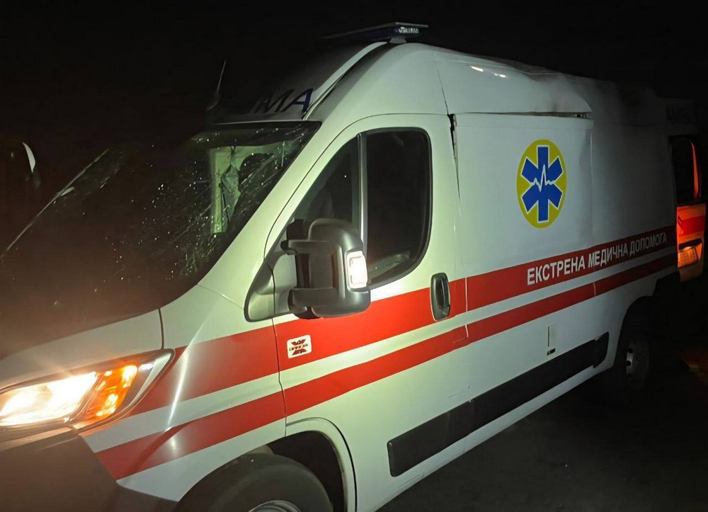 photo 2025 11 04 07 31 49 У Нікополі постраждали троє працівників «екстренки», є загибла і 8 поранених на Синельниківщині, під атакою була Павлоградщина – важка ніч на Дніпропетровщині 4 листопада (фото)