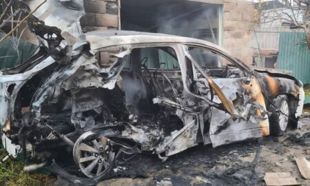 У Нікополі є поранений, побито АЗС і будинки, знищено авто, під обстрілом були також район і Синельниківщина (фото)