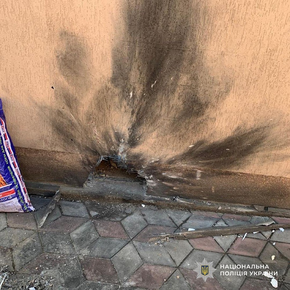 photo 2025 11 06 14 49 43 (2) У Нікополі на береговій лінії ворог поранив чоловіка, всього під ударом були 8 прифронтових громад Дніпропетровщини – поліція (фото)