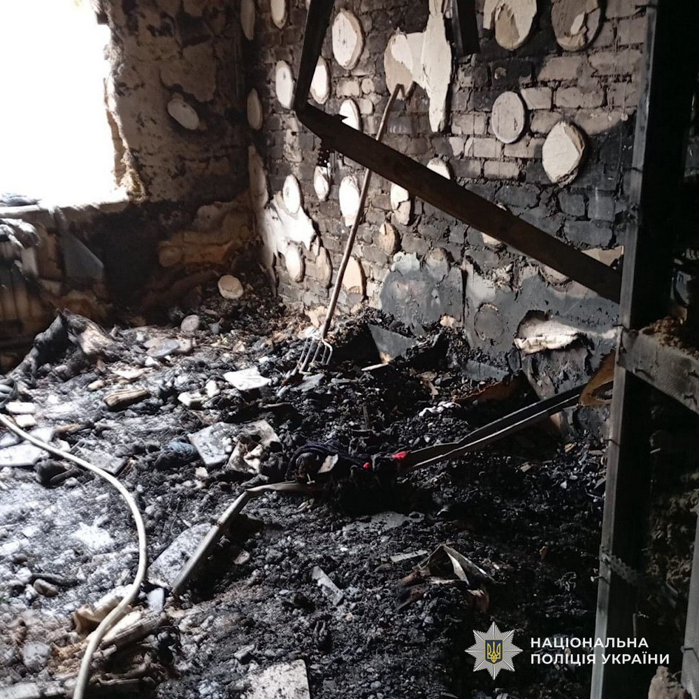 photo 2025 11 07 14 34 04 (4) У Нікополі сьогодні поранено подружжя, у Томаківській громаді вчора постраждав чоловік: поліція про наслідки обстрілів Дніпропетровщини