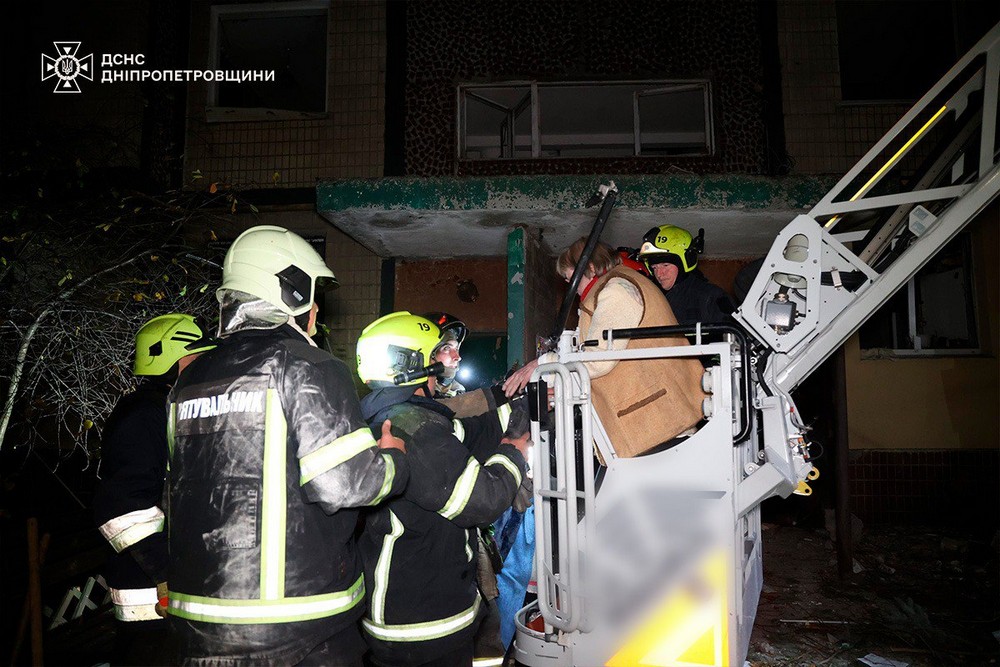 photo 2025 11 08 05 48 04 Загибла і 14 поранених: ворог масовано атакував Дніпропетровщину в ніч на 8 листопада (фото, відео)