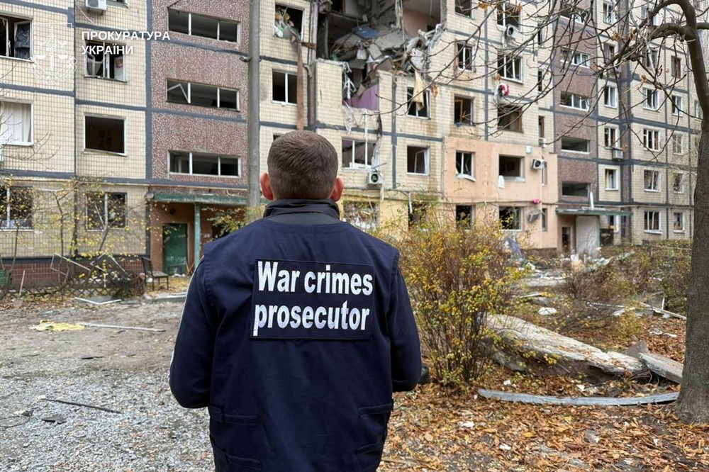 photo 2025 11 08 09 14 00 Комбінована атака на Дніпро та область: прокурори документують наслідки злочину