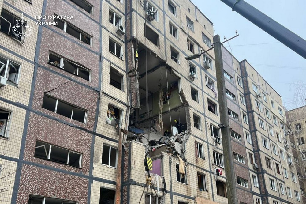 photo 2025 11 08 09 14 01 Комбінована атака на Дніпро та область: прокурори документують наслідки злочину