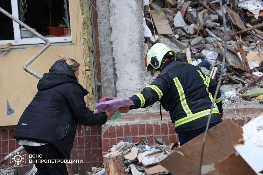 Кількість жертв удару по Дніпру зросла