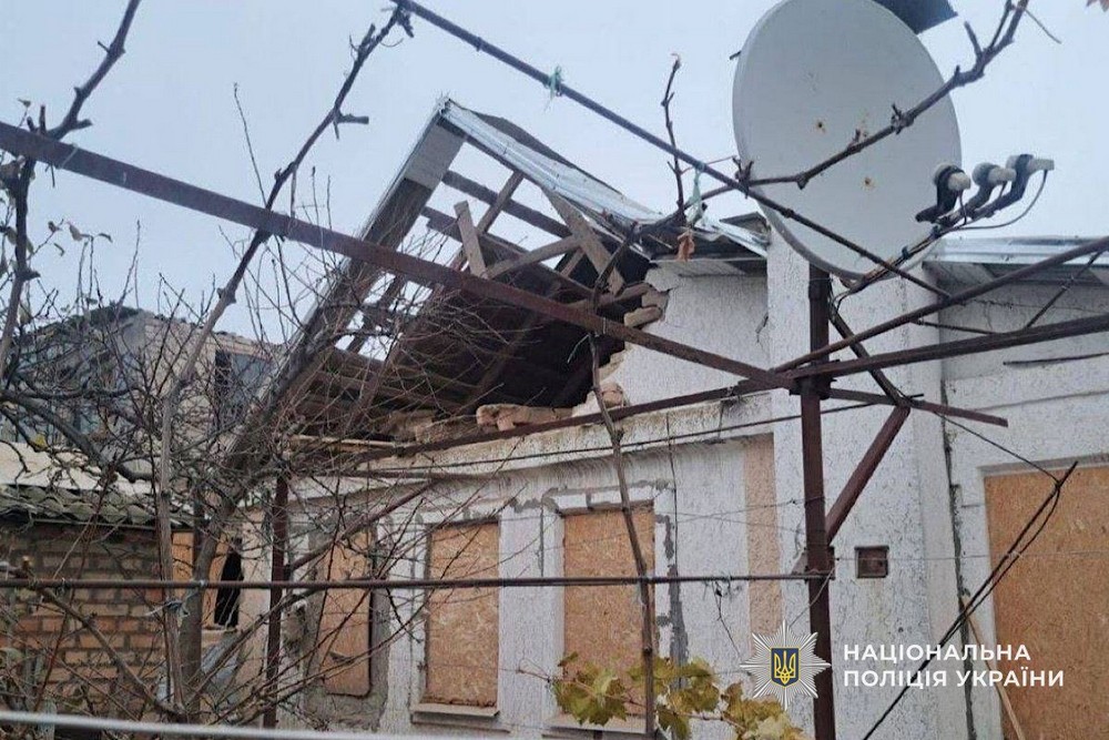 У Нікополі ворожий снаряд прилетів у будинок і поранив 83-річну жінку – поліція про наслідки обстрілів Дніпропетровщини
