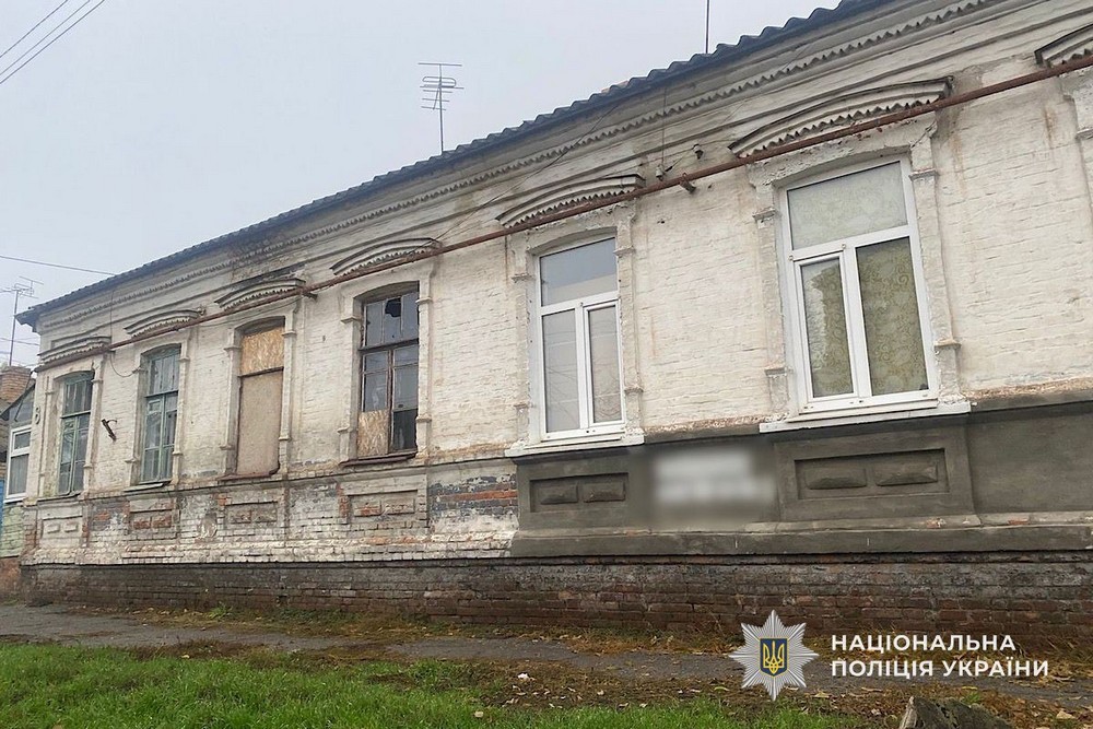 Нікополь під вогнем РСЗВ, є поранені у Марганецькій громаді і на Синельниківщині – поліція про наслідки ворожих атак (фото)