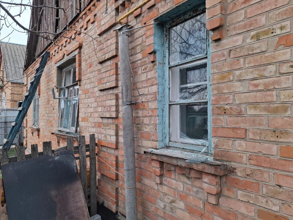 Фото наслідків обстрілів Нікополя