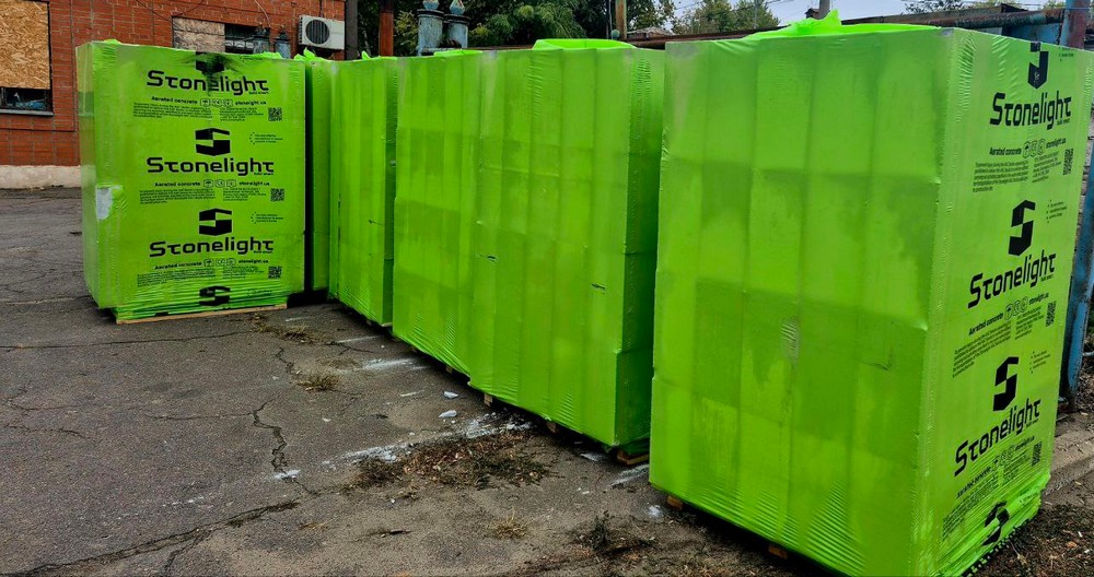 Відремонтують будівлю водоканалу і адмінбудівлю: Марганець отримав гуманітарну допомогу (фото)