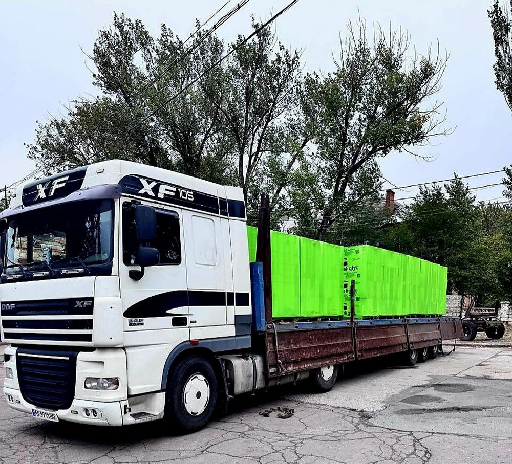 Відремонтують будівлю водоканалу і адмінбудівлю: Марганець отримав гуманітарну допомогу (фото)