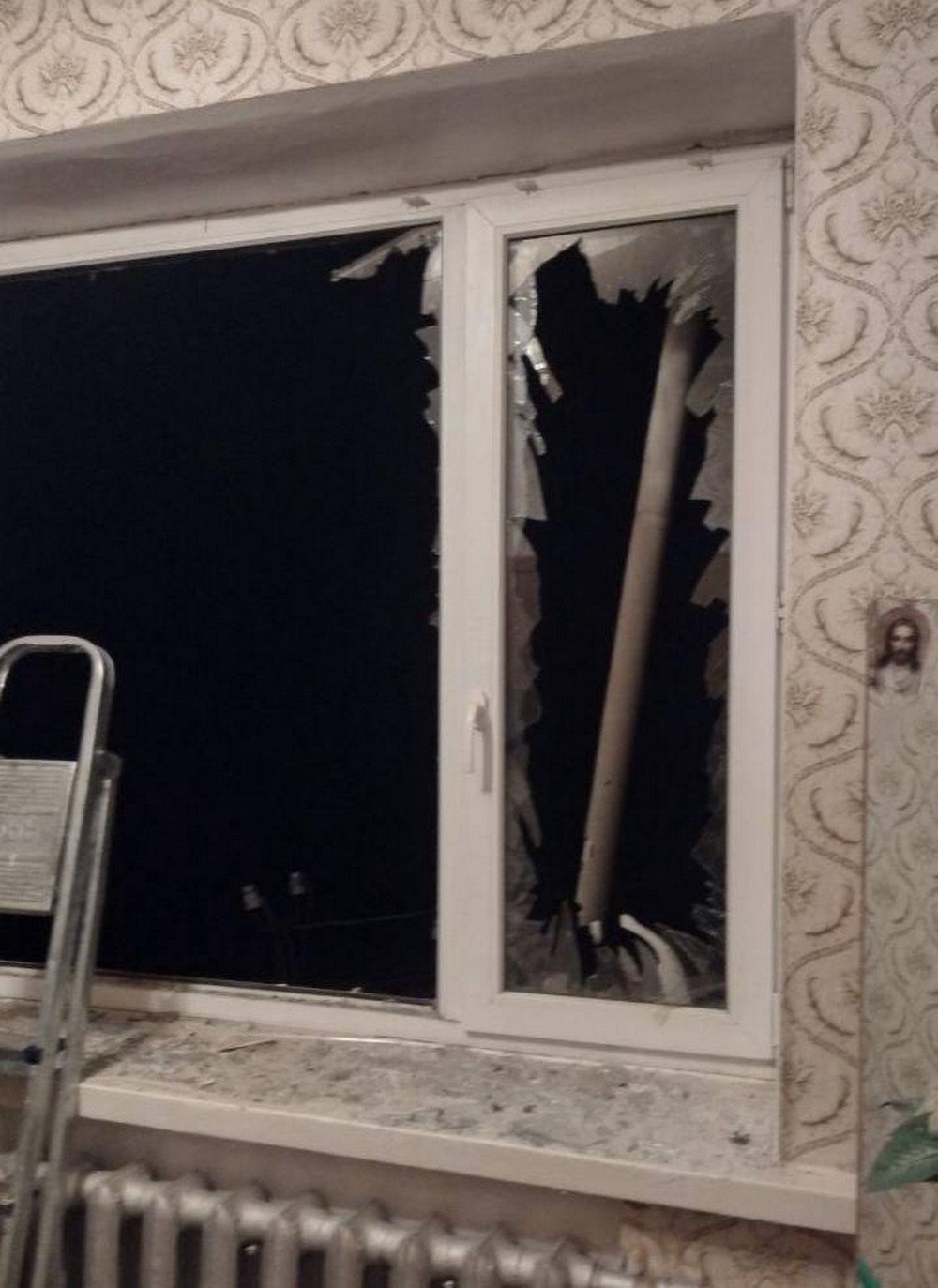 photo 2025 11 16 07 31 46 (2) Фото наслідків обстрілів Нікополя