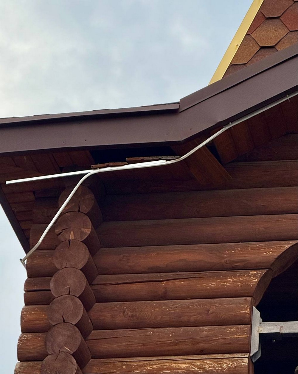 photo 2025 11 17 13 12 08 Поруч загинули люди: ворог обстріляв центральний храм ПЦУ у Нікополі (фото, відео)