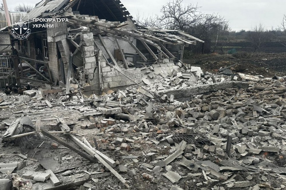 photo 2025 11 17 13 48 12 (2) Двоє загиблих і троє поранених: прокуратура про наслідки обстрілів Нікополя і Павлоградського району
