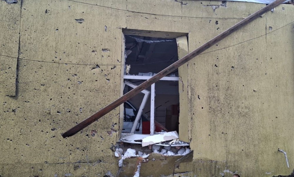 У Нікополі понівечено підприємство, а у районі – рятувальний підрозділ, також ворог обстрілював сьогодні Криворіжжя (фото)