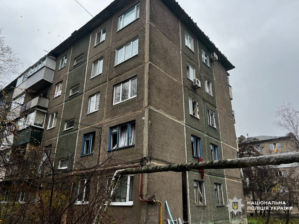 Півсотні ударів по Нікопольщині, троє поранених на Павлоградщині, також атаковано Дніпро, Криворіжжя і Синельниківщину – поліція