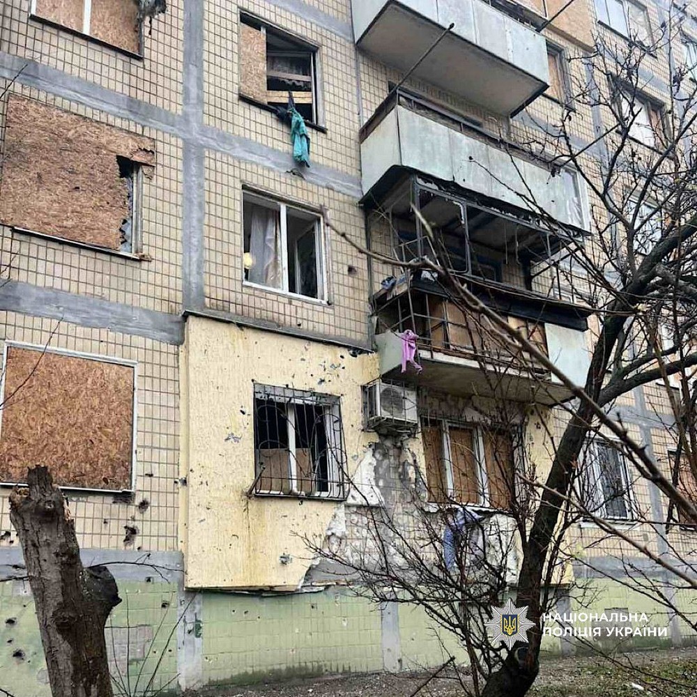 Півсотні ударів по Нікопольщині, троє поранених на Павлоградщині, також атаковано Дніпро, Криворіжжя і Синельниківщину – поліція