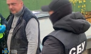 Охоронець залізниці на Дніпропетровщині штампував фейкові меддовідки про інвалідність для ухилянтів