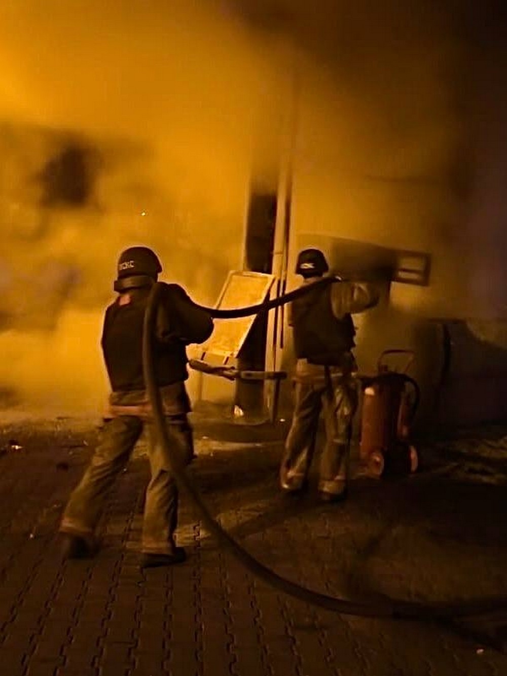 Вбито жінку у Нікополі і 5 поранених: ворог обстрілював місто, район, а також Павлоградщину і Синельниківщину (фото)