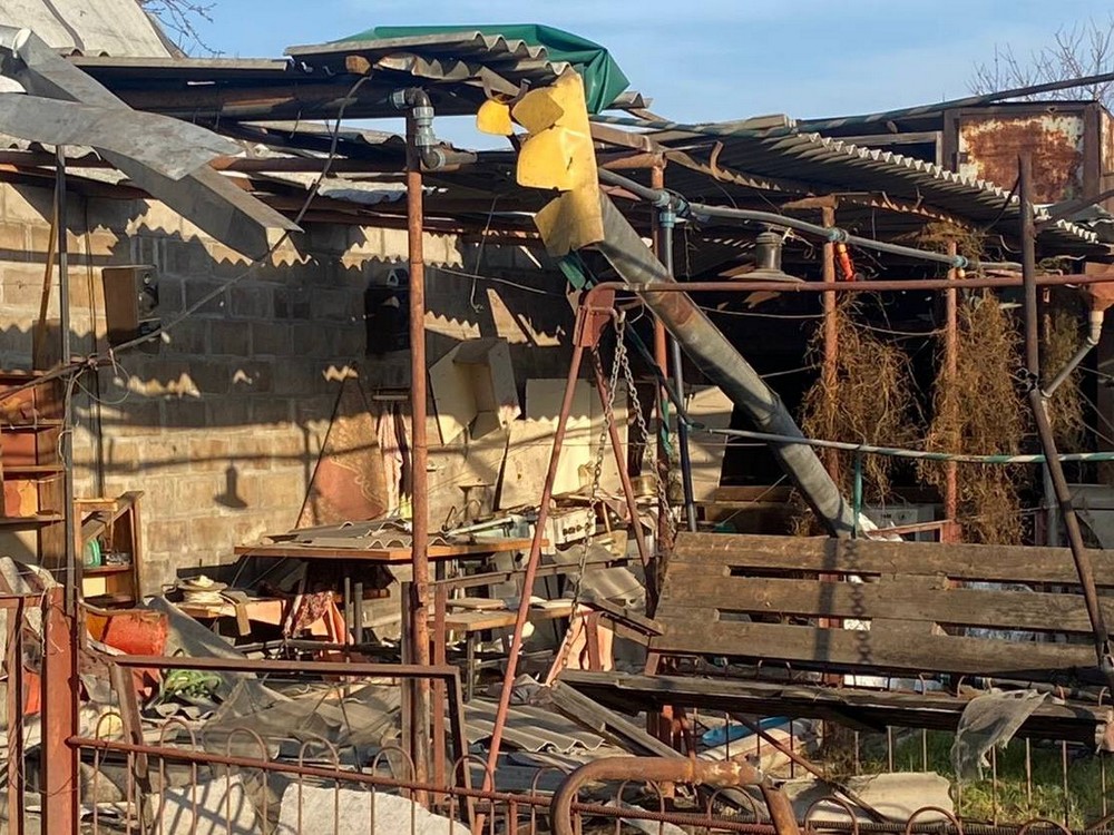 Вбито жінку у Нікополі і 5 поранених: ворог обстрілював місто, район, а також Павлоградщину і Синельниківщину (фото)