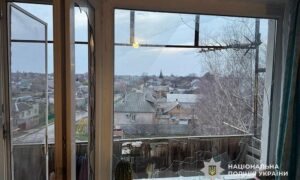 Знову понад 100 ударів по Нікопольщині і 5 постраждалих: поліція розповіла про наслідки ворожих атак за добу