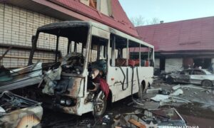 І знову близько 100 ударів по Нікопольщині, також потерпали Дніпро, Синельниківщина, Криворіжжя і Самарівський райони, є поранені і багато руйнувань – поліція (фото)