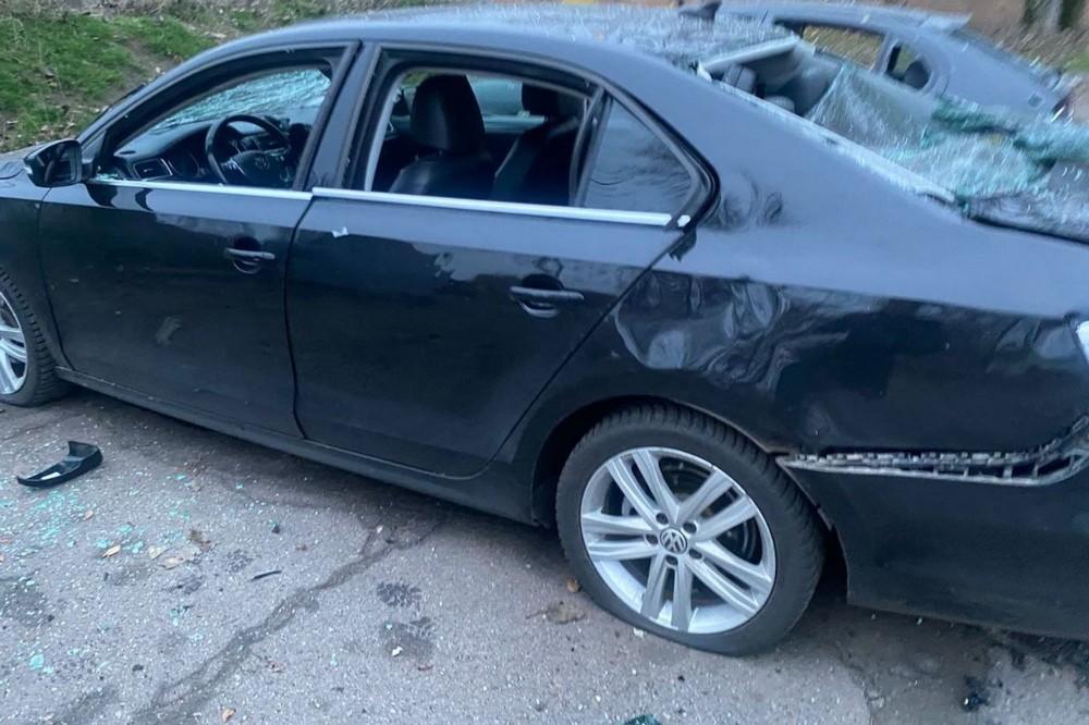 Фото наслідків обстрілів Нікополя