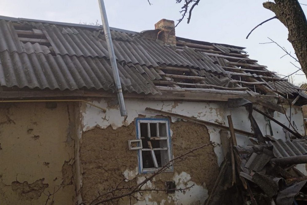 Фото наслідків обстрілів Нікополя