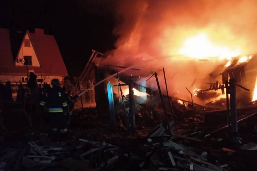 Нікопольщина, Синельниківщина, Самарівський і Павлоградський райони були під ударами ворога в ніч на 30 листопада. Є постраждалі, виникли пожежі, багато руйнувань. В області працювала ППО. Нікопольщина, Синельниківщина, Самарівський і Павлоградський райони були під ударами ворога в ніч на 30 листопада. Є постраждалі, виникли пожежі, багато руйнувань. В області працювала ППО.