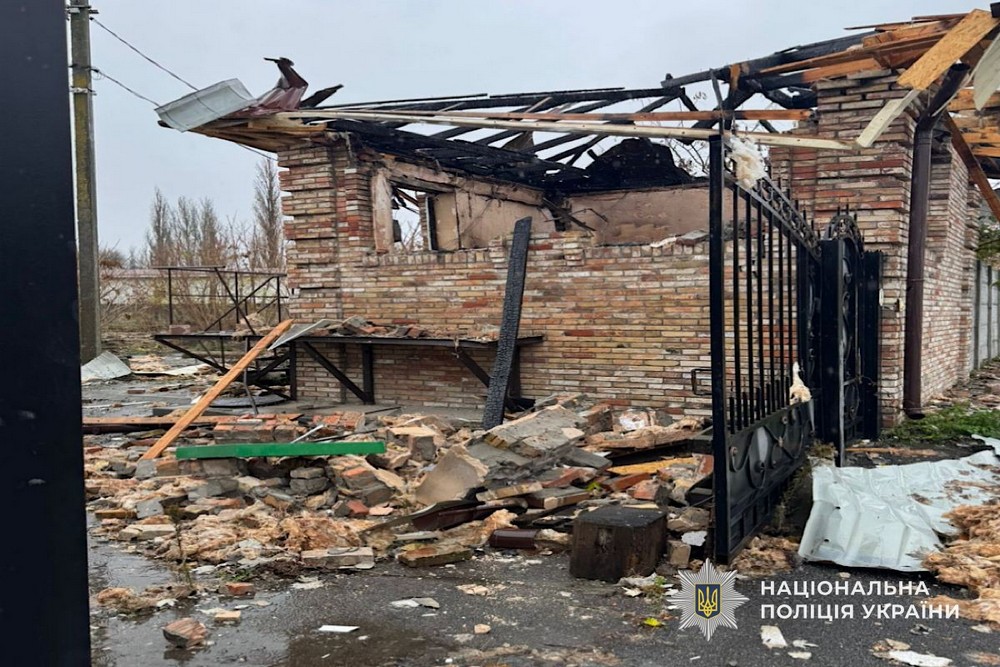 Двоє вбитих і троє поранених: ворог атакував Синельниківщину, Павлоградщину, Нікопольщину і місто Дніпро (фото)