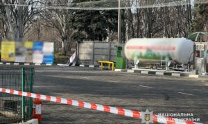 На Нікопольщині ворог влучив по 160 цивільним об’єктам за добу, обстріляв поліцейських – є загиблі і поранені(фото)