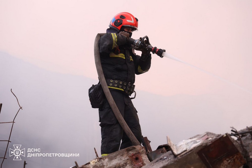 вночі під атакою ворога була Дніпропетровщина (фото) 4 вночі під атакою ворога була Дніпропетровщина (фото) 4