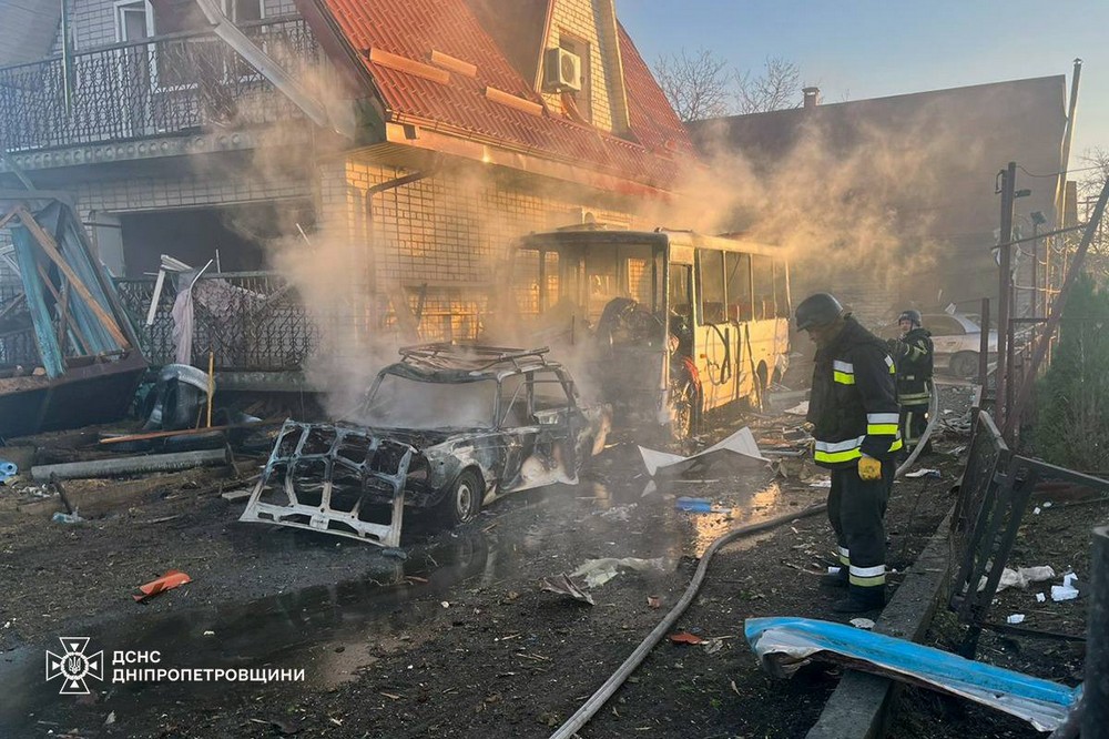 ворог атакував Нікополь і область 25 листопада (фото) 2